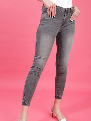 Women's Solid Jeans