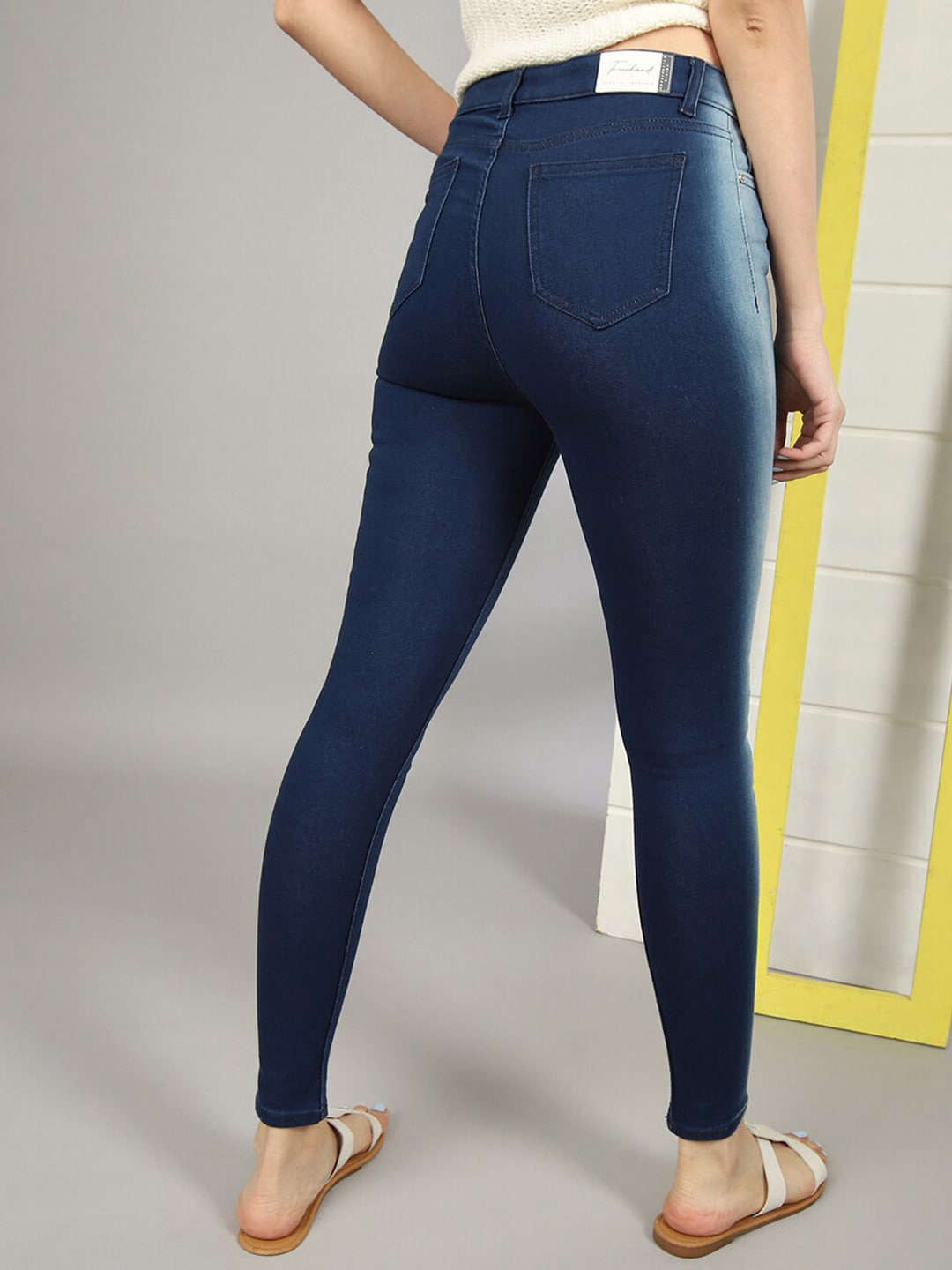 Women's Solid Jeans