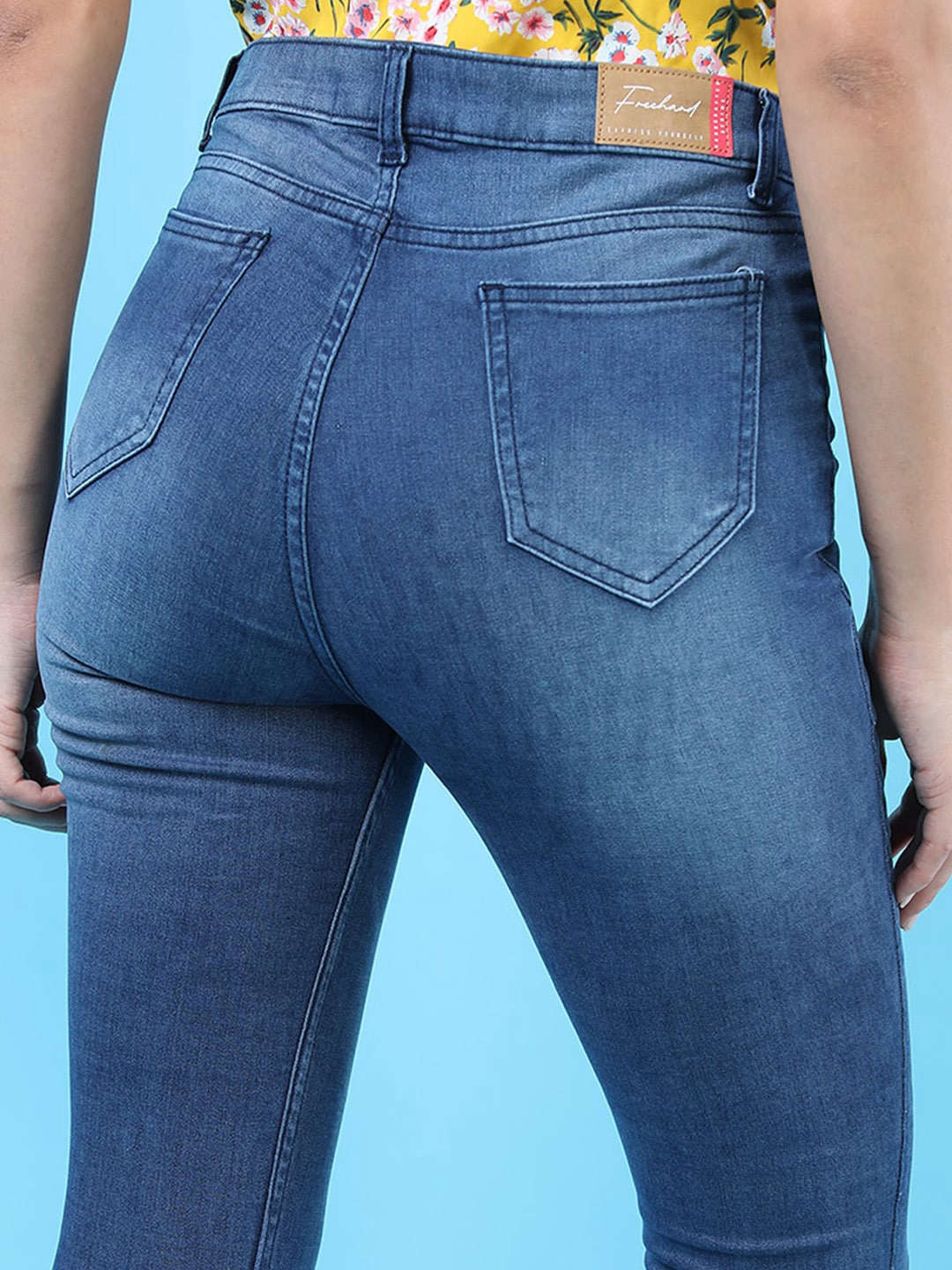 Women's Solid Jeans