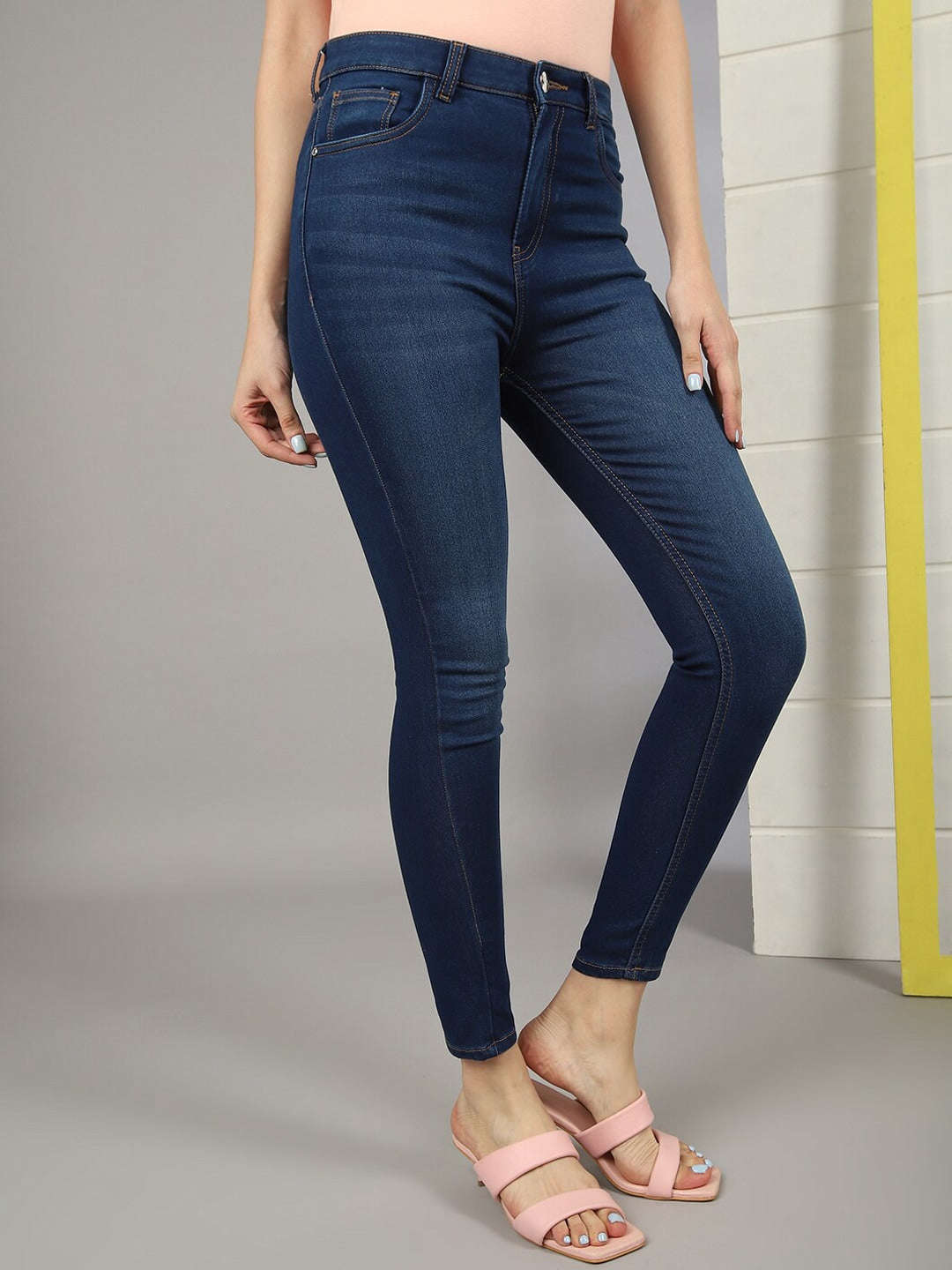 Women's Solid Jeans
