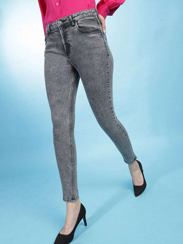 Women's Solid Jeans