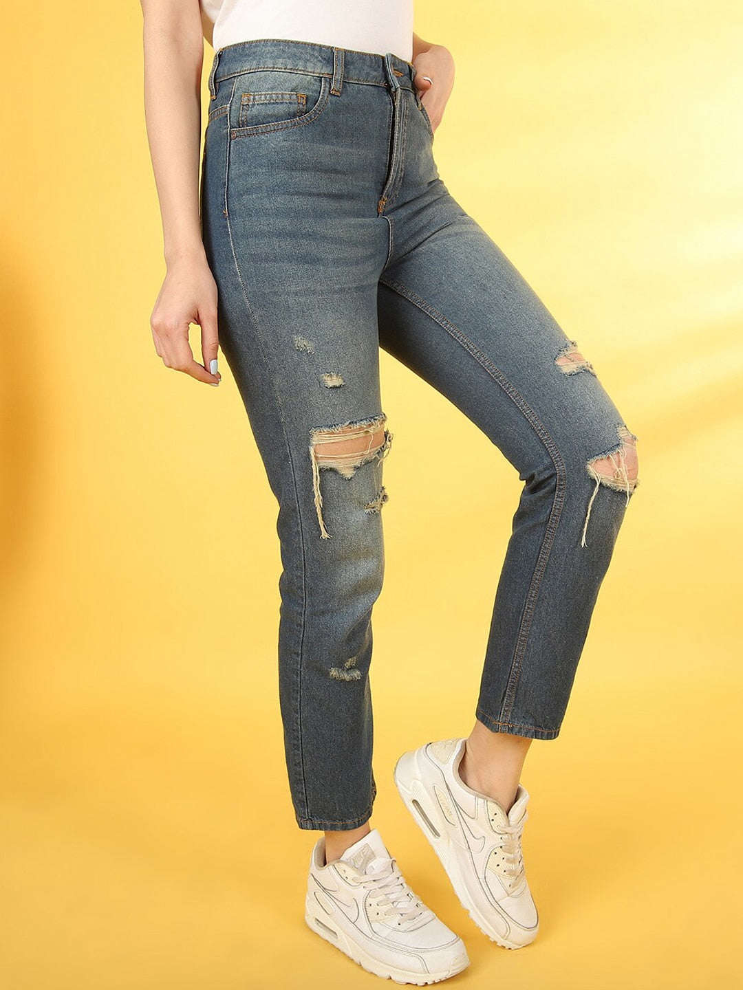 Women's Distress Straight Fit Jeans