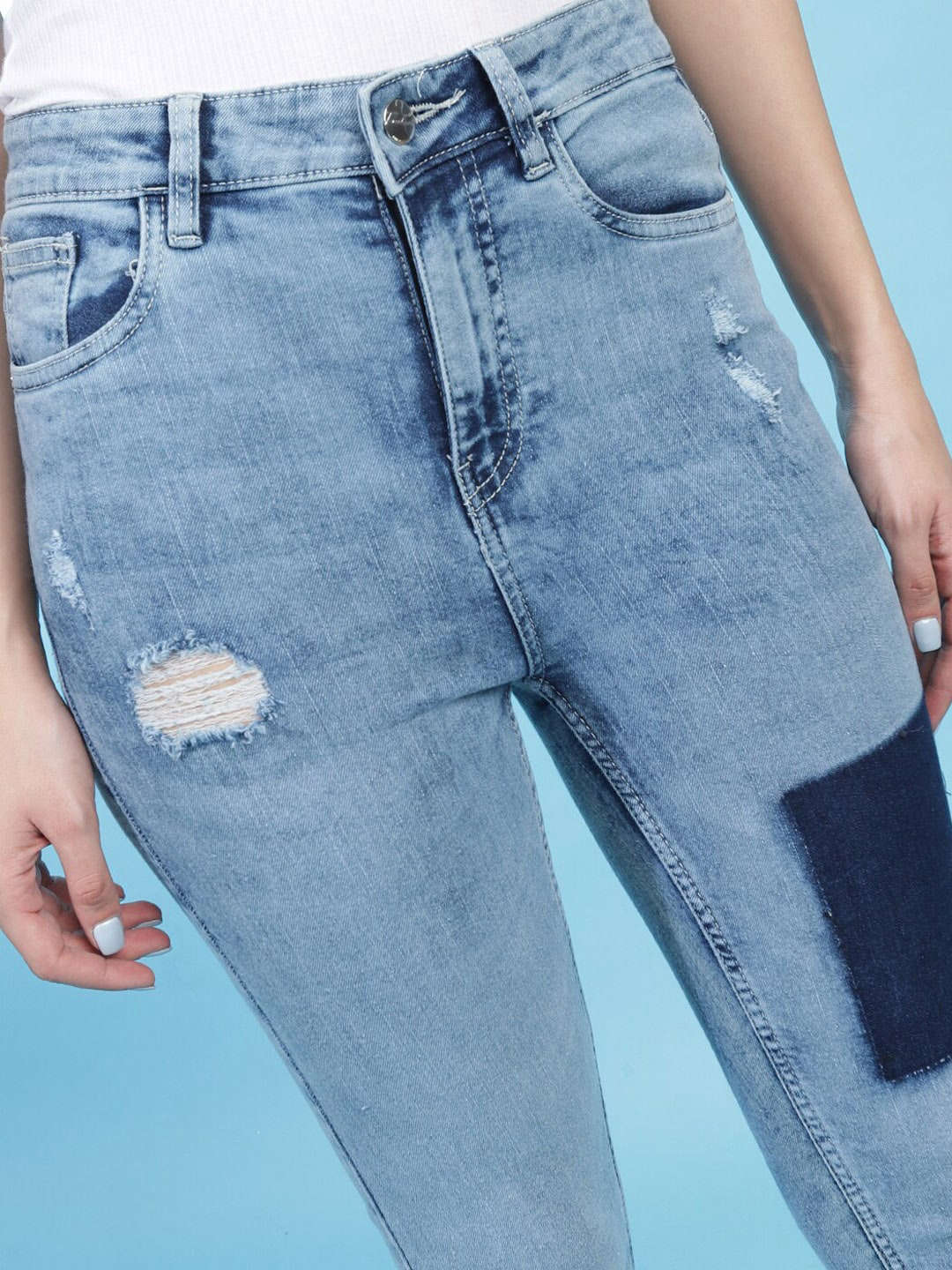 Women's Distress Straight Fit Jeans