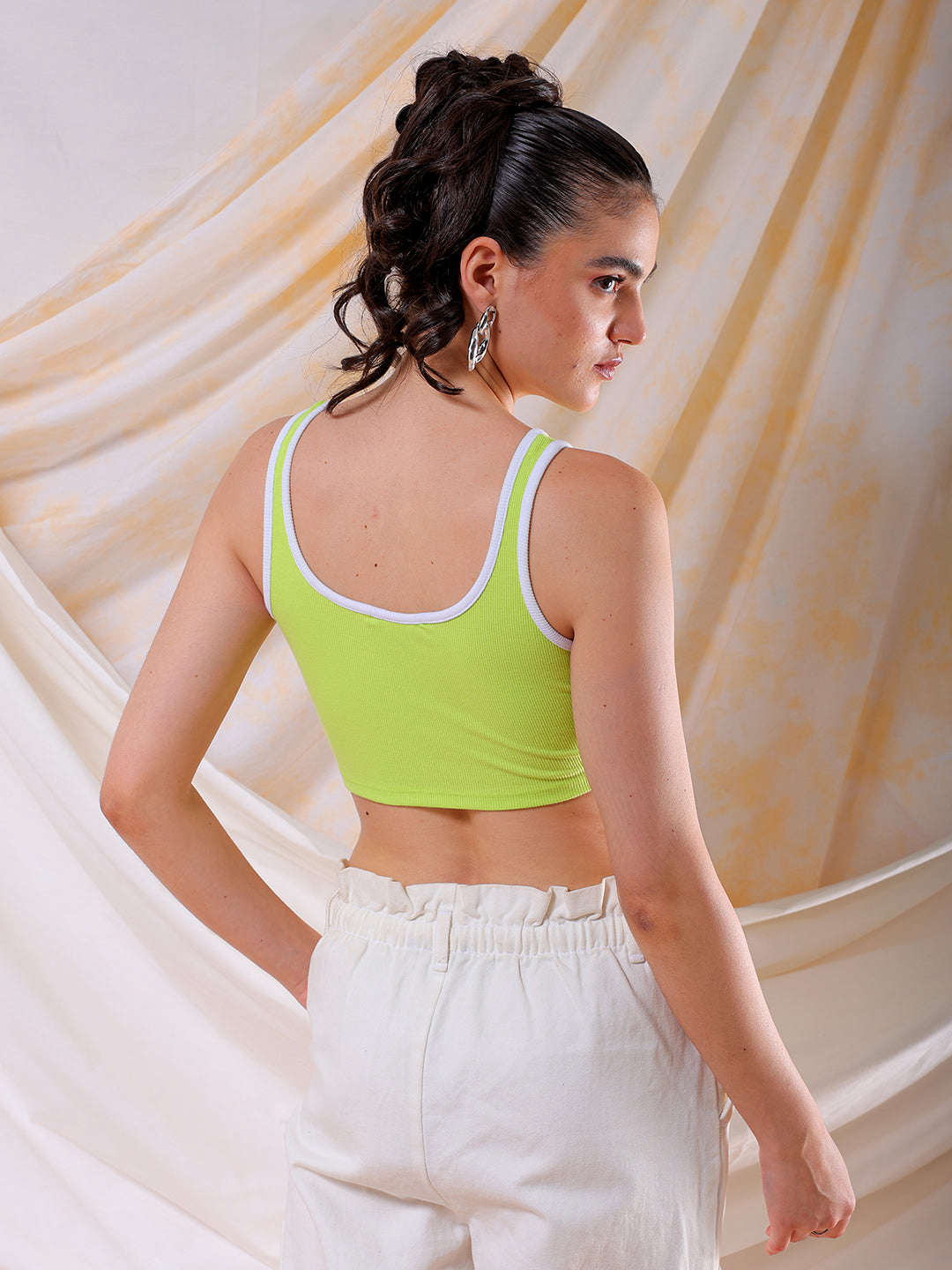 Women's Green/White Fitted Colourblocked Square Neck Crop Top