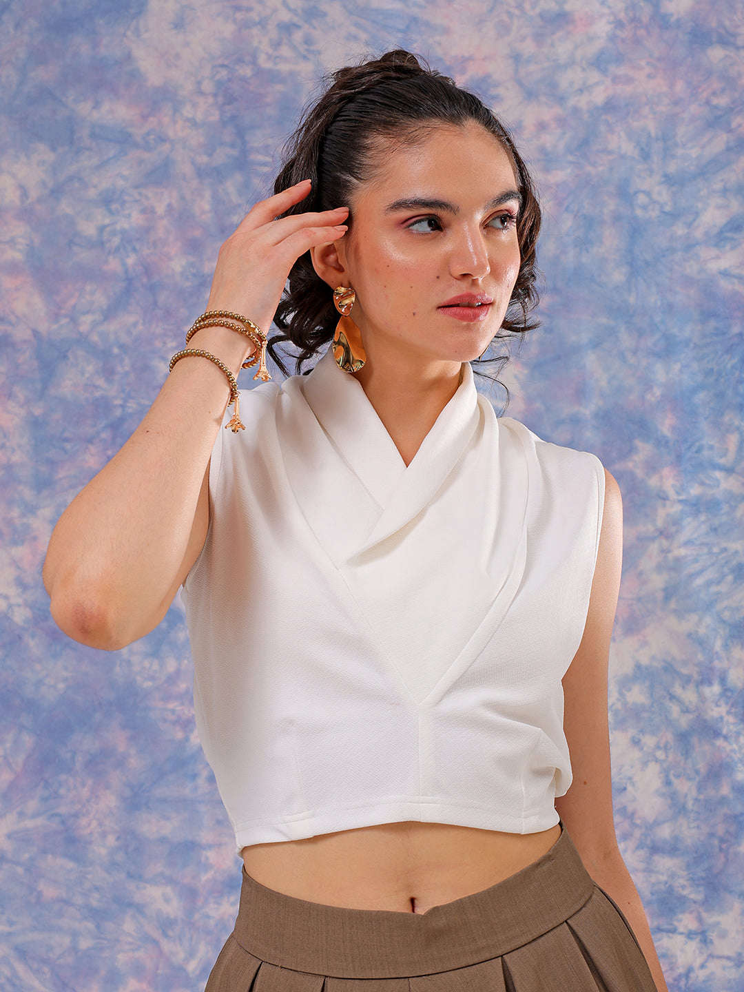Women's White Fitted Textured Cowl Neck Draped Top