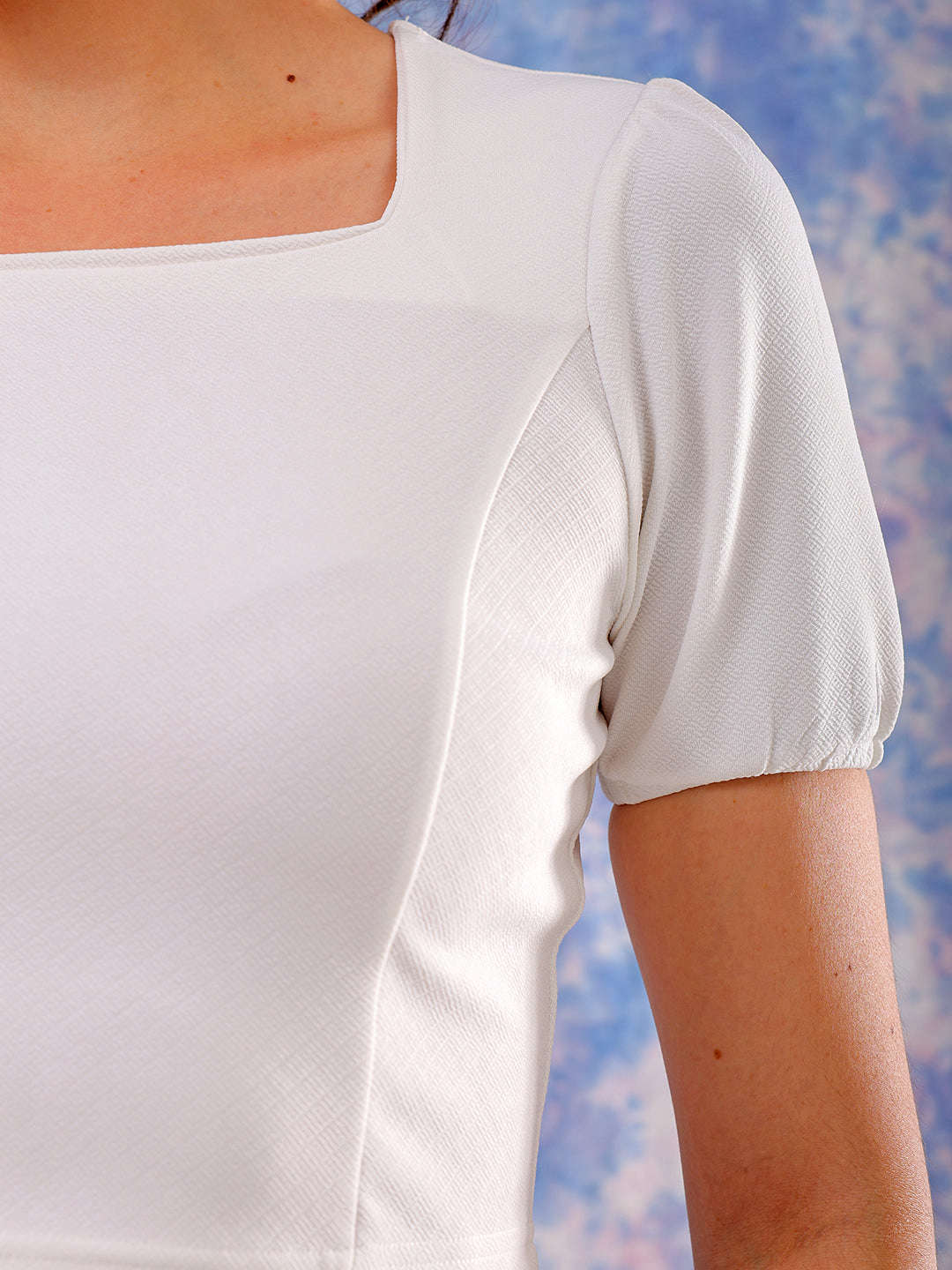 Women's White Fitted Textured Square Neck Crop Top