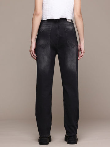 Women's Black Straight Fit Casual Jeans