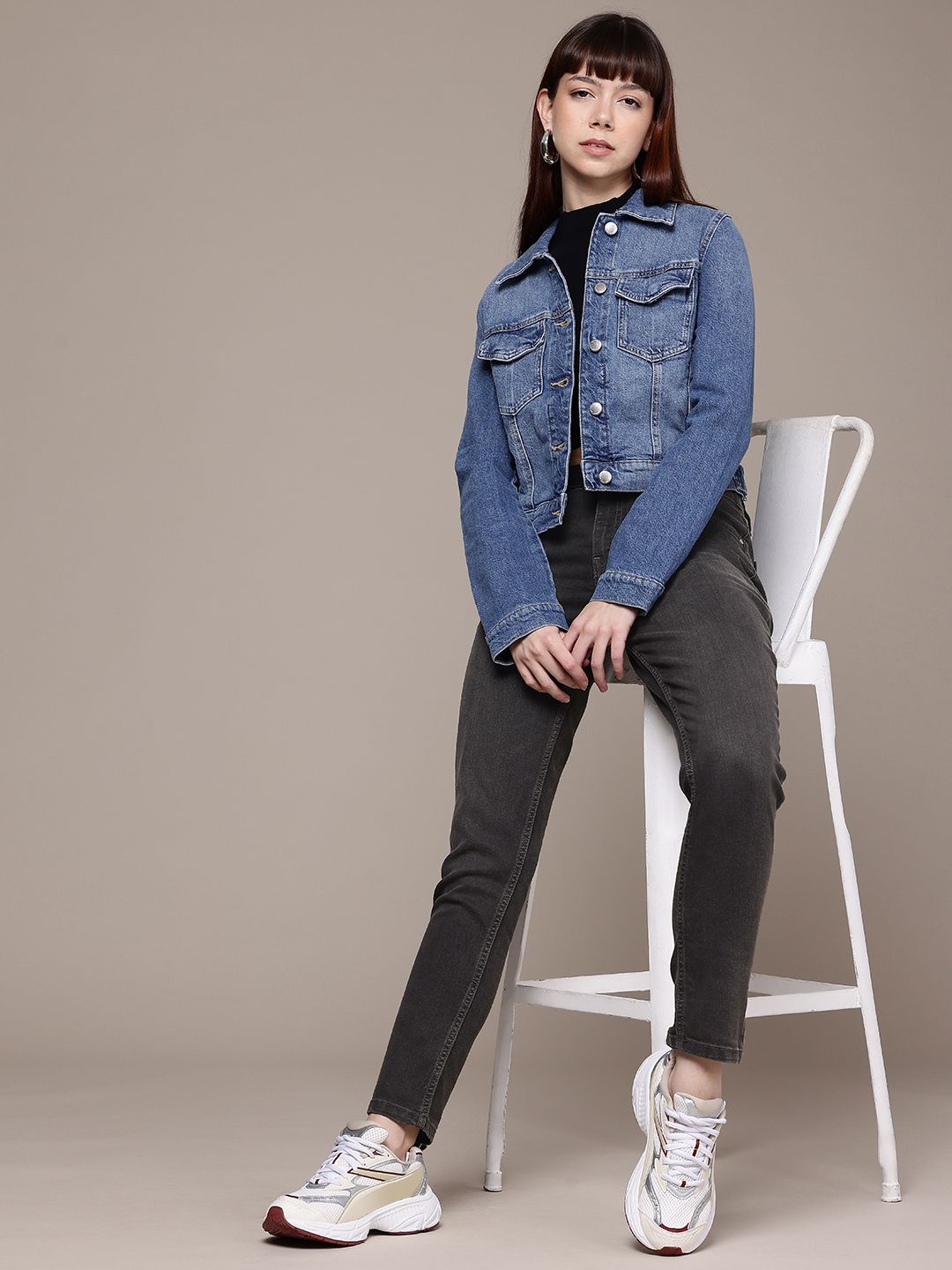 Women's Black Slim Fit Casual Jeans